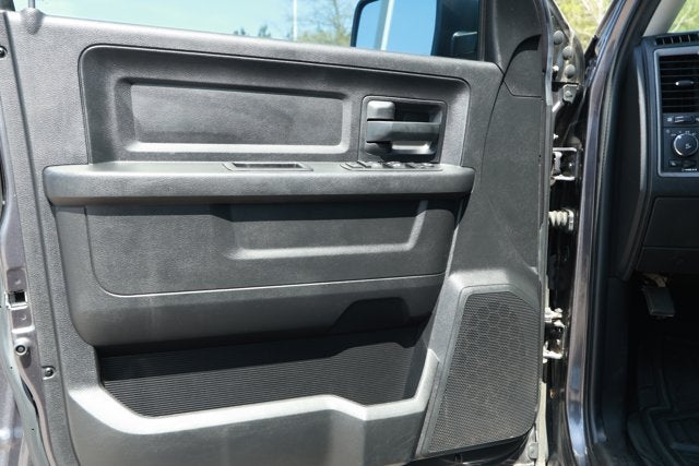 2017 RAM 1500 Express Quad Cab 4x2 6'4' Box