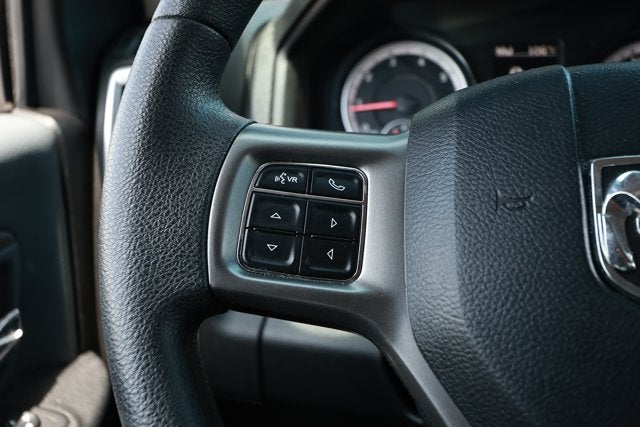 2024 RAM 1500 Classic SLT Quad Cab 4x2 6'4' Box