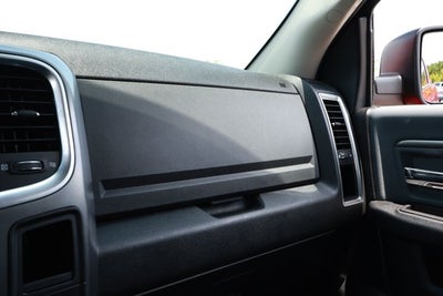 2024 RAM 1500 Classic SLT Quad Cab 4x2 6'4' Box