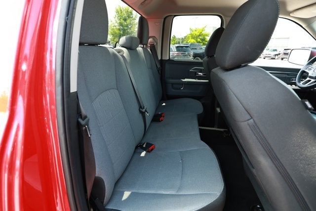 2024 RAM 1500 Classic SLT Quad Cab 4x2 6'4' Box