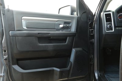 2024 RAM 1500 Classic SLT Quad Cab 4x2 6'4' Box