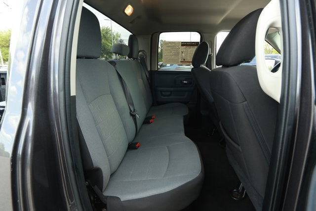 2024 RAM 1500 Classic SLT Quad Cab 4x2 6'4' Box