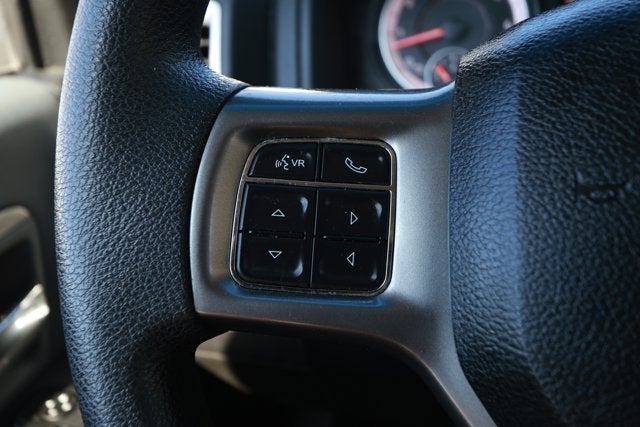 2021 RAM 1500 Classic SLT Crew Cab 4x2 6'4' Box