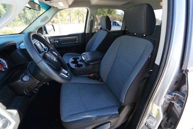 2021 RAM 1500 Classic SLT Crew Cab 4x2 6'4' Box