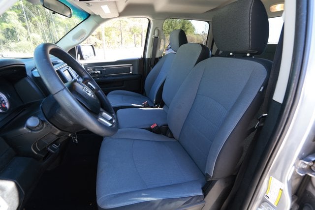 2021 RAM 1500 Classic SLT Crew Cab 4x2 6'4' Box