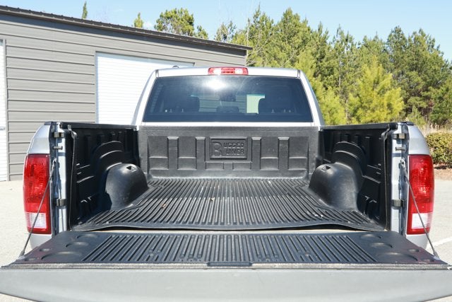 2021 RAM 1500 Classic SLT Crew Cab 4x2 6'4' Box