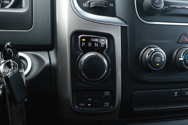 2018 RAM 1500 SLT Quad Cab 4x4 6'4' Box