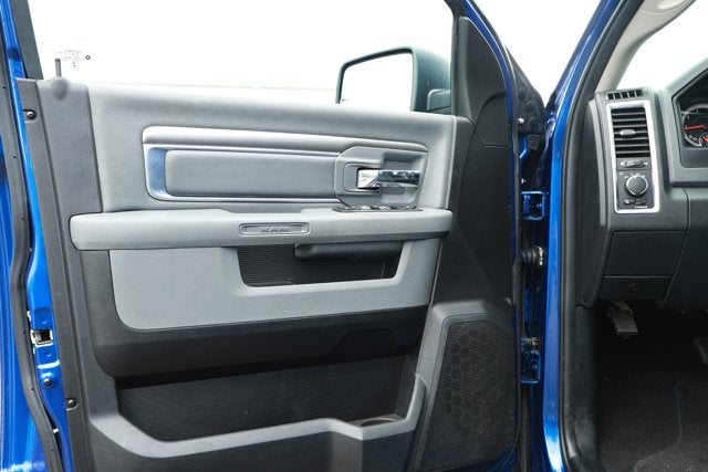 2018 RAM 1500 SLT Quad Cab 4x4 6'4' Box
