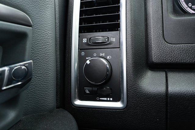 2024 RAM 1500 Classic SLT Quad Cab 4x4 6'4' Box