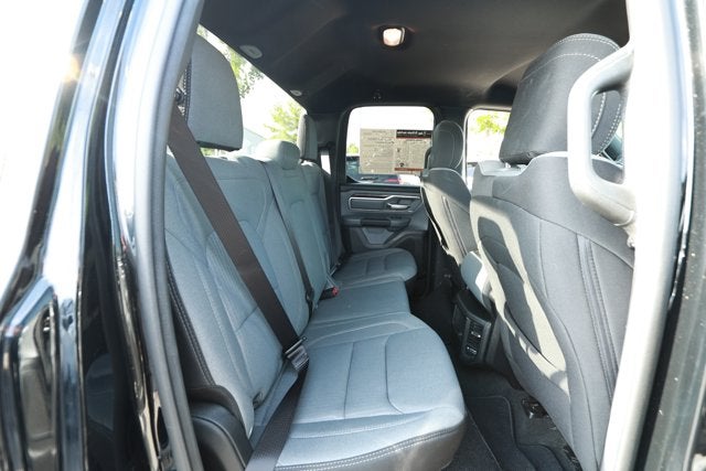 2022 RAM 1500 Big Horn Quad Cab 4x2 6'4' Box
