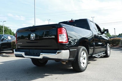 2022 RAM 1500 Big Horn Quad Cab 4x2 6'4' Box