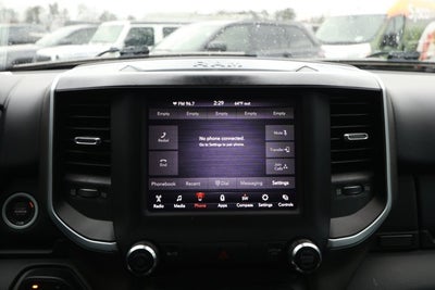 2020 RAM 1500 Big Horn Quad Cab 4x2 6'4' Box