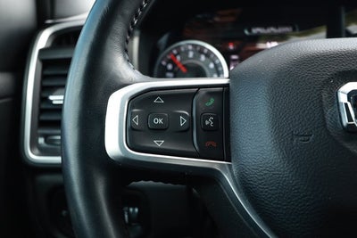2022 RAM 1500 Big Horn Quad Cab 4x2 6'4' Box