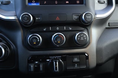 2023 RAM 1500 Big Horn Crew Cab 4x2 5'7' Box