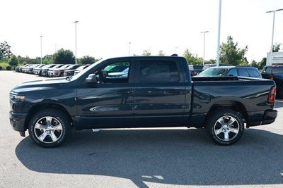 2026 RAM Ram 1500 RAM 1500 EXPRESS CREW CAB 4X2 5'7' BOX