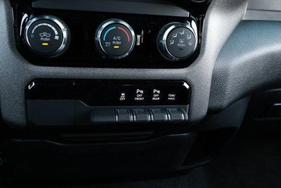 2026 RAM Ram 1500 RAM 1500 EXPRESS CREW CAB 4X2 5'7' BOX