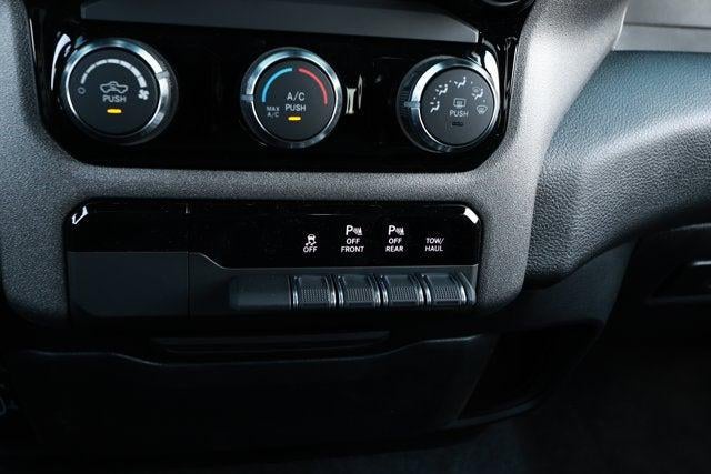 2026 RAM Ram 1500 RAM 1500 EXPRESS CREW CAB 4X2 5'7' BOX