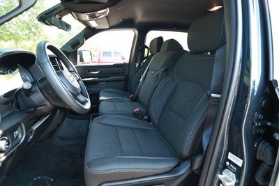 2026 RAM Ram 1500 RAM 1500 EXPRESS CREW CAB 4X2 5'7' BOX