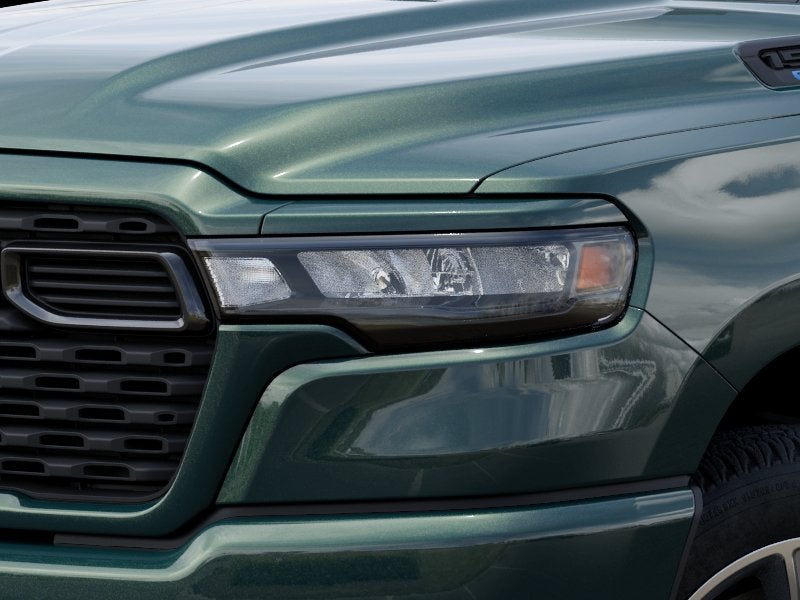 2026 RAM Ram 1500 RAM 1500 EXPRESS CREW CAB 4X2 5'7' BOX