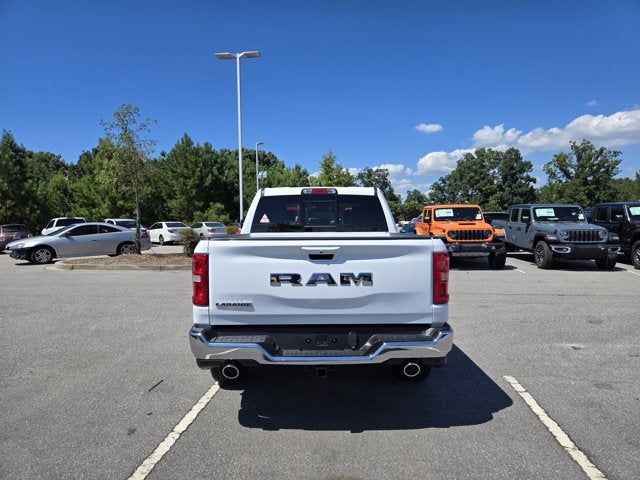 2026 RAM Ram 1500 RAM 1500 LARAMIE CREW CAB 4X2 5'7' BOX