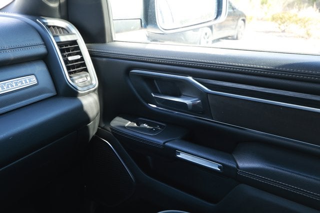 2024 RAM 1500 Laramie Crew Cab 4x2 5'7' Box