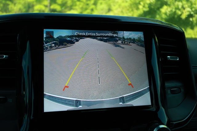 2022 RAM 1500 Laramie Crew Cab 4x2 5'7' Box