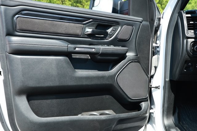 2022 RAM 1500 Laramie Crew Cab 4x2 5'7' Box