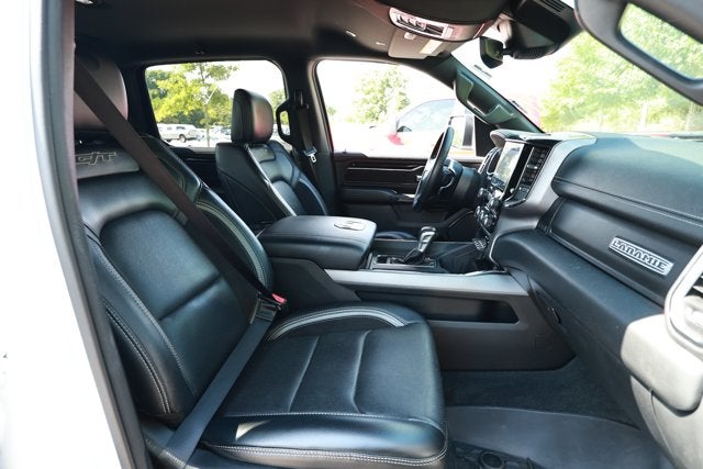 2022 RAM 1500 Laramie Crew Cab 4x2 5'7' Box