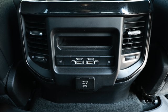 2022 RAM 1500 Laramie Crew Cab 4x2 5'7' Box