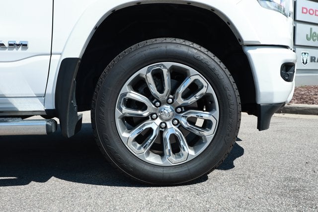 2022 RAM 1500 Laramie Crew Cab 4x2 5'7' Box