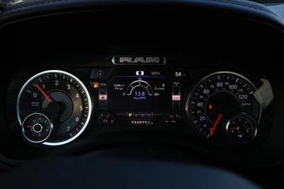 2023 RAM 1500 Laramie Crew Cab 4x2 6'4' Box