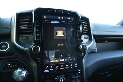 2023 RAM 1500 Laramie Crew Cab 4x2 6'4' Box