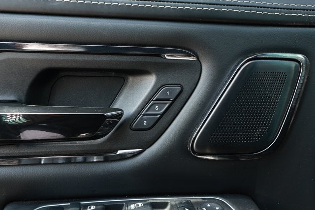 2022 RAM 1500 Limited Crew Cab 4x4 5'7' Box