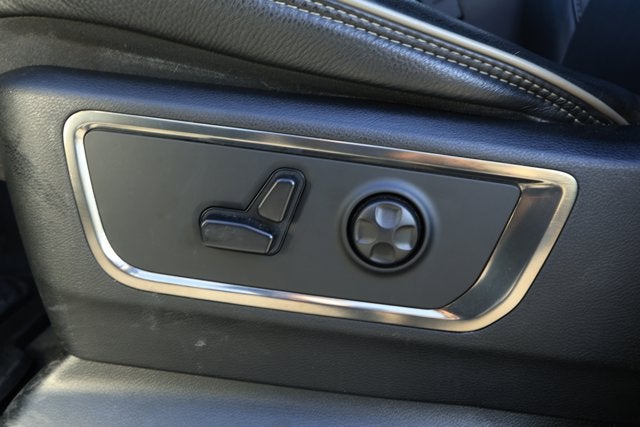 2020 RAM 1500 Limited Crew Cab 4x4 5'7' Box