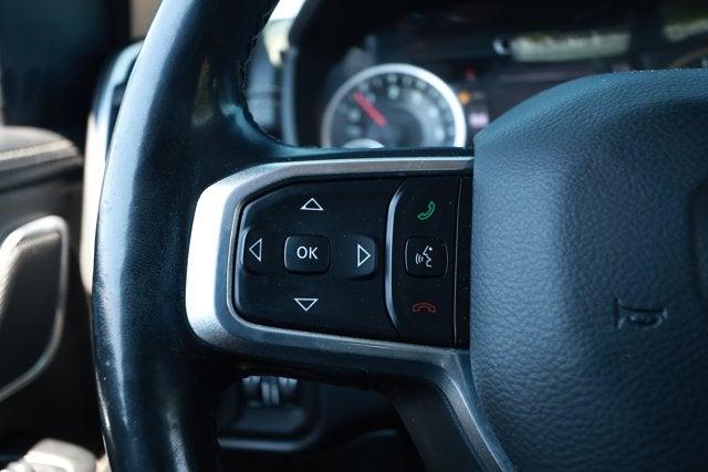 2019 RAM 1500 Laramie Crew Cab 4x4 5'7' Box