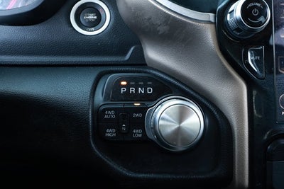 2019 RAM 1500 Laramie Crew Cab 4x4 5'7' Box