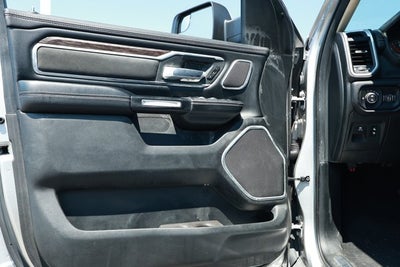 2019 RAM 1500 Laramie Crew Cab 4x4 5'7' Box