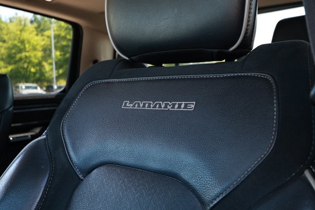 2019 RAM 1500 Laramie Crew Cab 4x4 5'7' Box