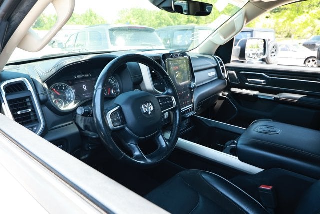 2019 RAM 1500 Laramie Crew Cab 4x4 5'7' Box
