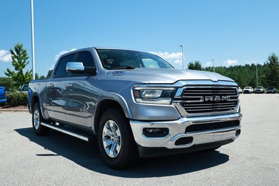 2019 RAM 1500 Laramie Crew Cab 4x4 5'7' Box
