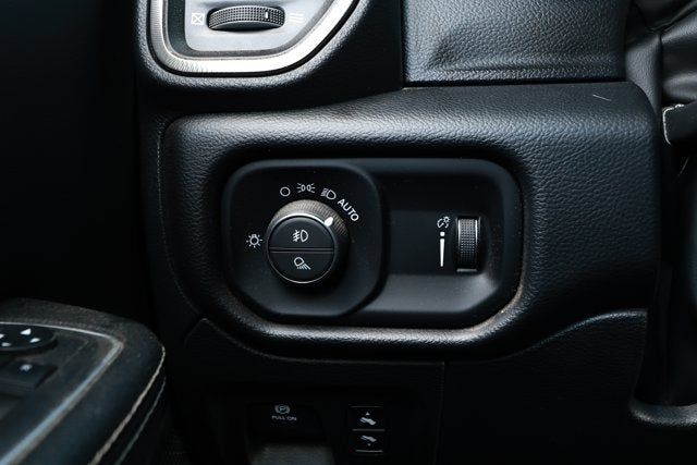 2022 RAM 1500 Rebel Crew Cab 4x4 5'7' Box