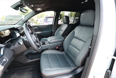 2024 GMC Acadia AWD AT4