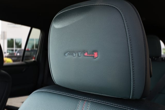 2024 GMC Acadia AWD AT4