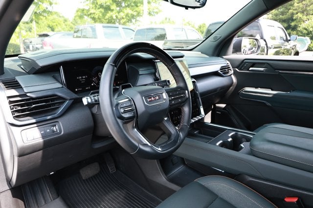 2024 GMC Acadia AWD AT4