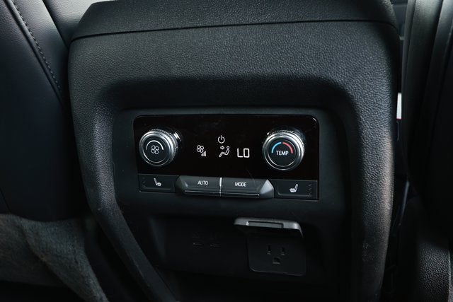 2024 GMC Acadia AWD AT4
