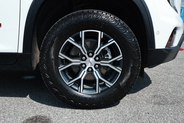 2024 GMC Acadia AWD AT4