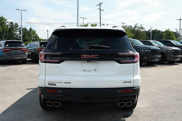2024 GMC Acadia AWD AT4