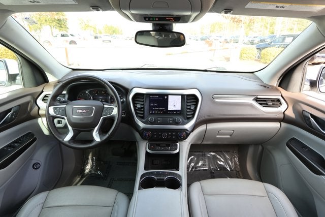 2023 GMC Acadia AWD SLT