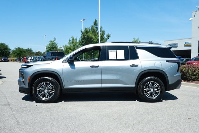 2024 Chevrolet Traverse FWD LT
