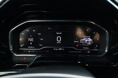 2025 GMC Sierra 1500 2WD Crew Cab Short Box SLT